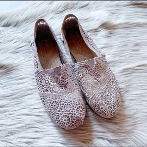 TOMS Alpargata Crochet Gray Slip Ons 7.5